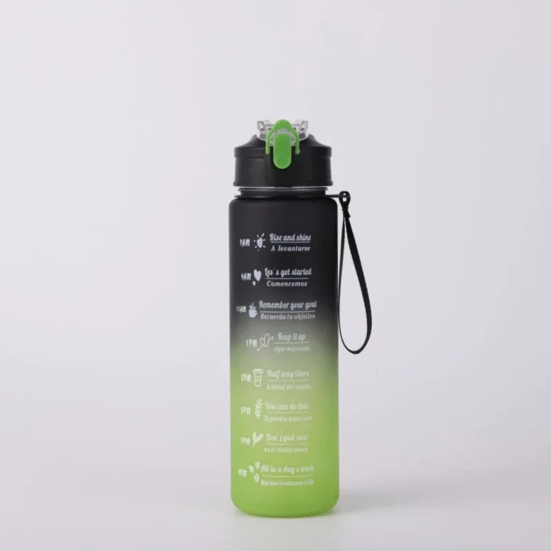 Gourde de sport 750 ml avec paille et repères d’hydratation